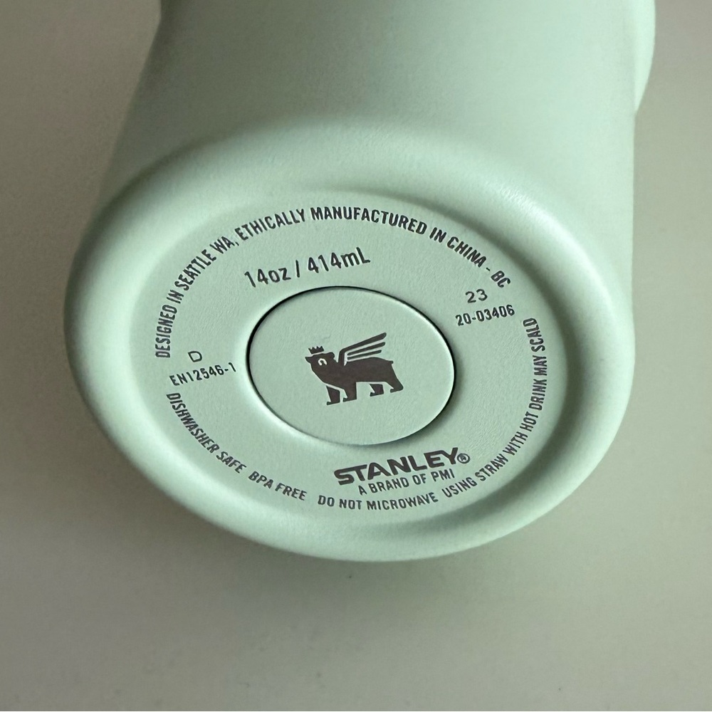 Stanley Tumbler - Picture 5 of 6